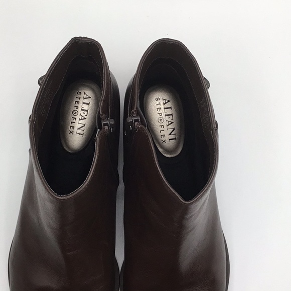 New Alfani Ayaa step it up flat ankle boots. - Picture 5 of 9